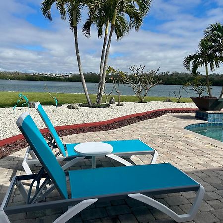 Guest Suite - Waterfront -Pool & Hot Tub- Walk To Beach Clearwater Beach Exterior foto