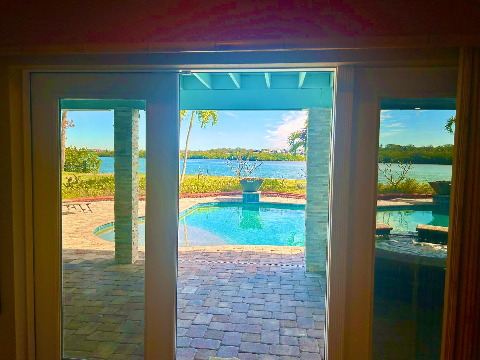 Guest Suite - Waterfront -Pool & Hot Tub- Walk To Beach Clearwater Beach Exterior foto